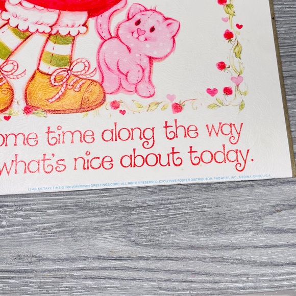 Vintage 80s Strawberry Shortcake Cheinco Metal Trash Can & wallart picture decor - Picture 9 of 16